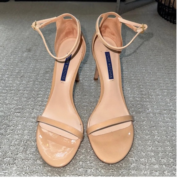 Stuart Weitzman nudist 100 Beige Patent Leather Heels - Picture 2 of 4